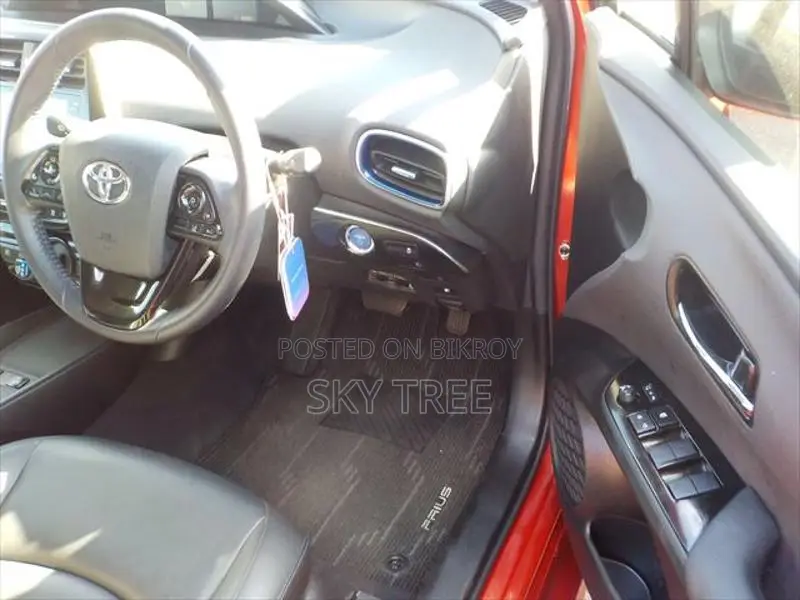 Toyota Prius STS Pack. 2022