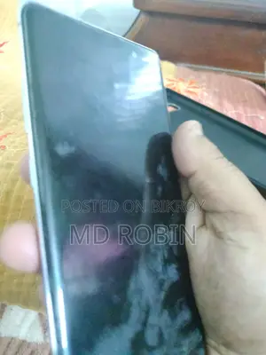 Samsung Galaxy S10 (Used)