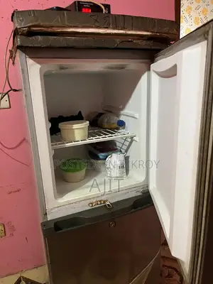 Absolutely fresh condition LG Fridge (with stabilizer)