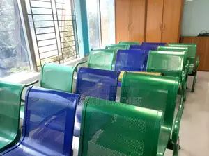 হাসপাতাল ও ক্লিনিকে অপেক্ষারত রোগীদের জন্য চেয়ার