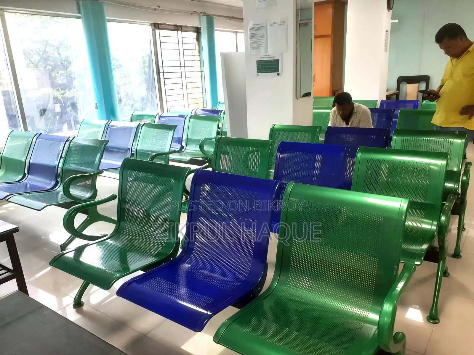হাসপাতাল ও ক্লিনিকে অপেক্ষারত রোগীদের জন্য চেয়ার