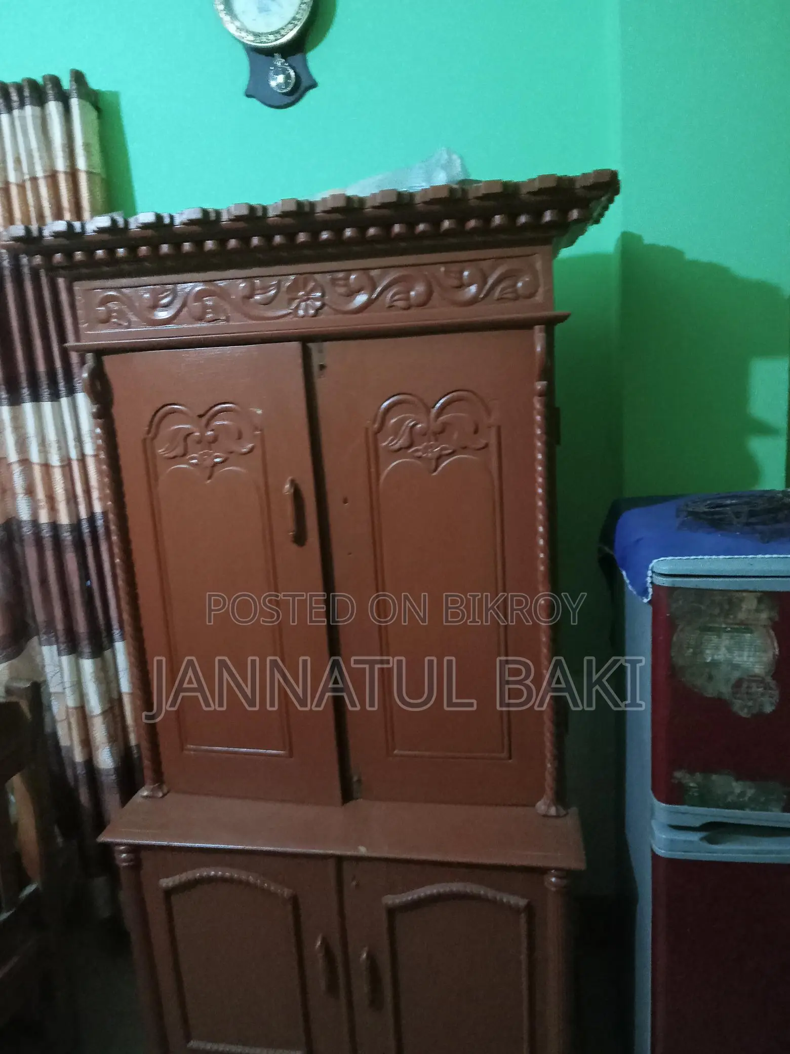 Kitchen Cabinet