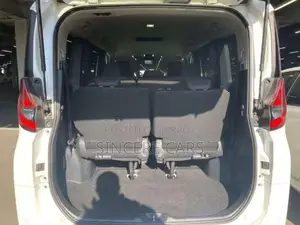 Toyota Noah X HYB PUSH 2DR POWER 2022