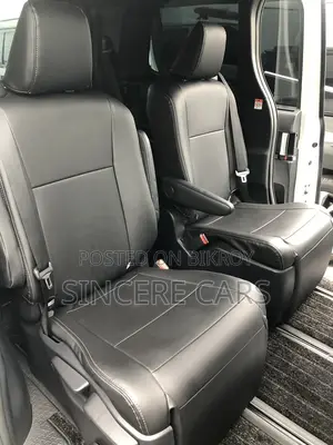 Toyota Noah SZ PKG HYB 360 2023