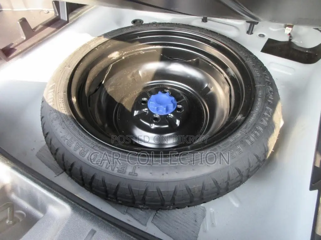 Toyota Fielder Ex 2020