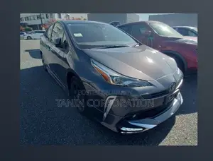 Toyota Prius S Touring 2021