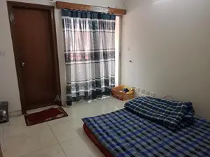 গুলশান ২-এ ভালো মানের ৩ বেডরুমের আন-ফার্নিশড ফ্ল্যাট ভাড়া