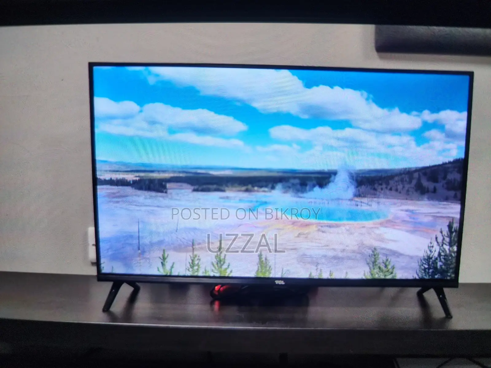 TCL 32 Class 4-Series HD Smart Android TV