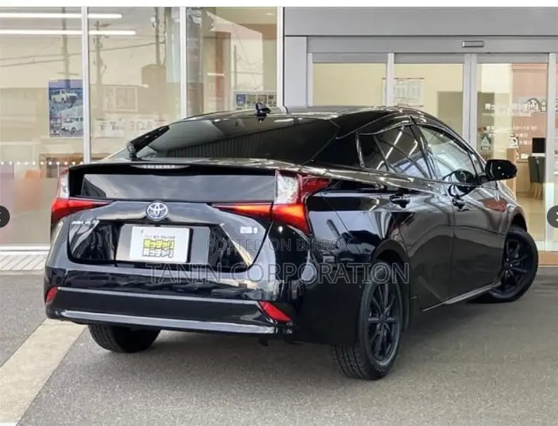Toyota Prius A-Tourning-Selection 2021