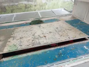 ফুটকাট,, কাপরের দোকান দিতে পারবেন