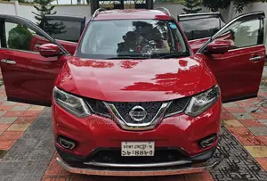 Nissan X-Trail 2015