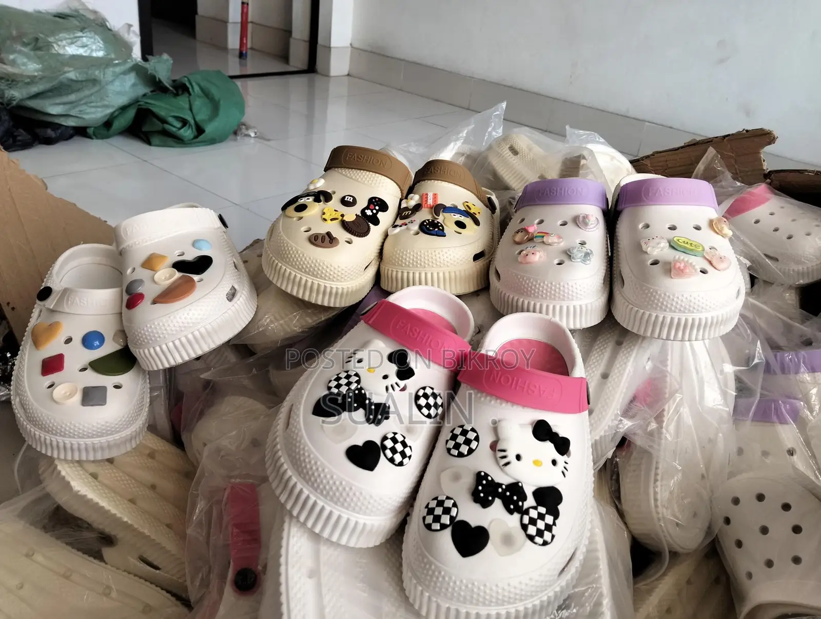 Chinese Sandals
