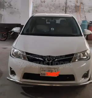 Toyota Fielder 2012