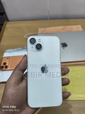 Apple iPhone 13 (Used)