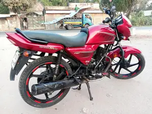 Honda Dream Neo 2016