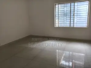 Rent Apartment 4-Bedroom 3200sqft Gulshan-2