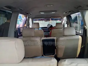 Toyota Noah x 2003