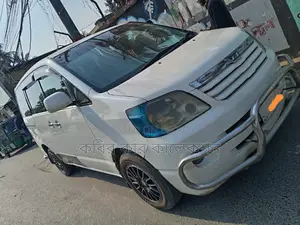 Toyota Noah x 2003