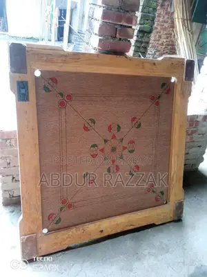 ৫০ ইঞ্চি সাইজের মজবুত ক্যারম বোর্ড বিক্রি হবে