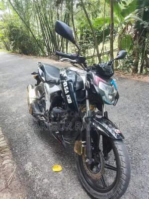 TVS Apache 160 4V 2021 Black