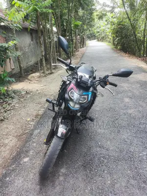 TVS Apache 160 4V 2021 Black