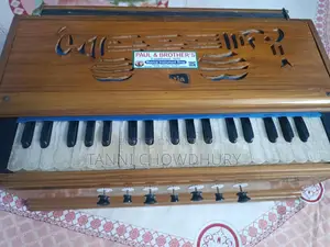Harmonium (good quality)