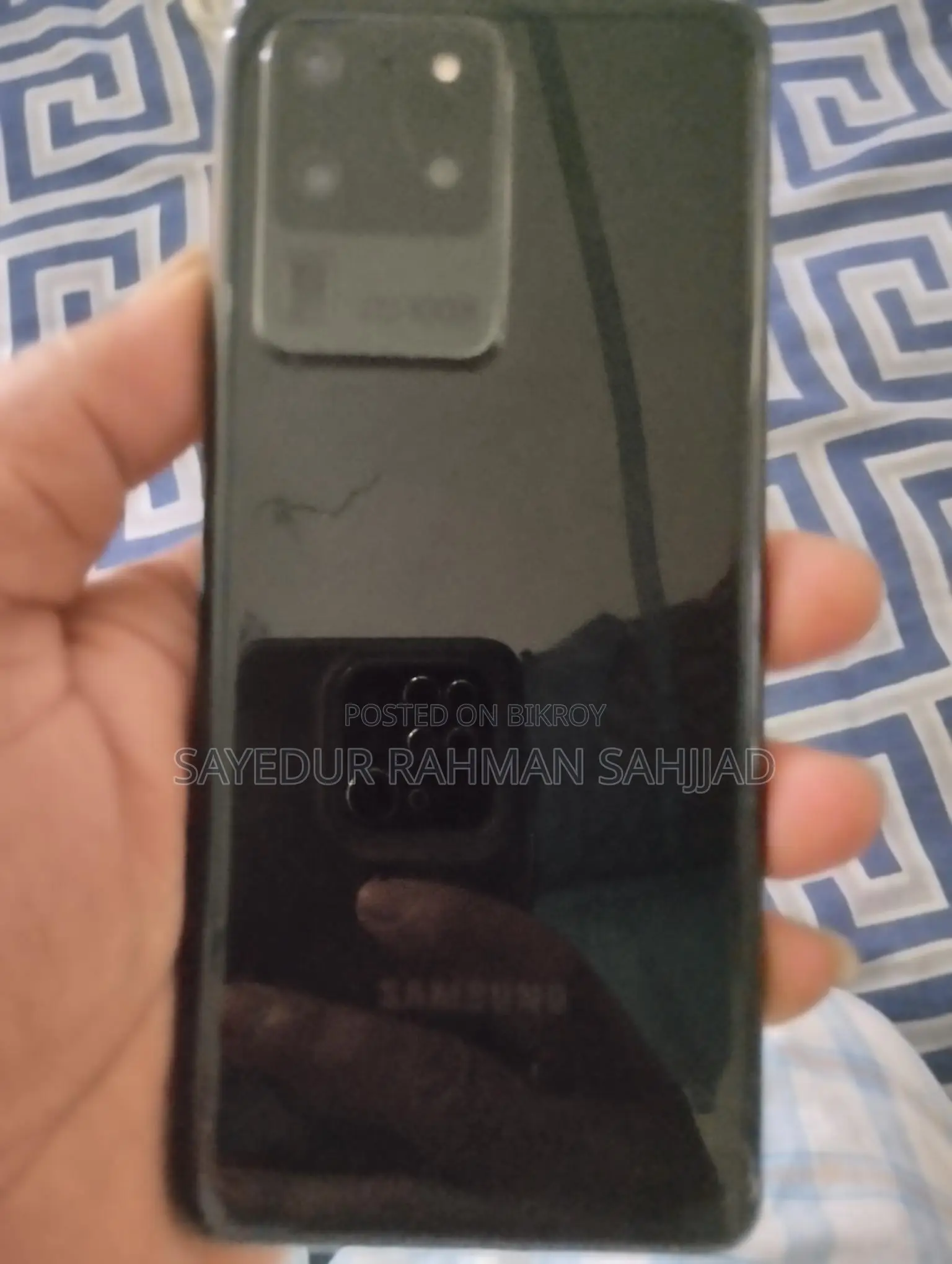 Samsung Galaxy S20 . (Used)