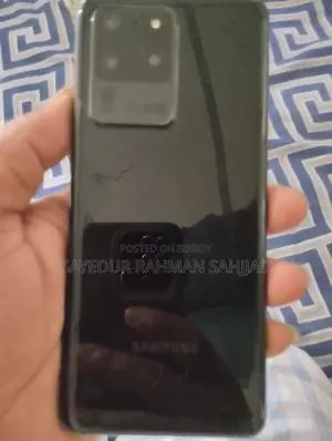 Samsung Galaxy S20 . (Used)
