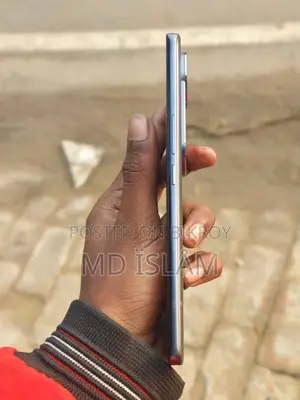 Vivo V40 5G 12/512 (Used)