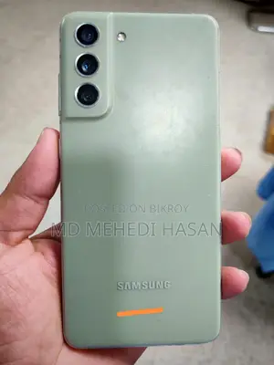 Samsung Galaxy S21 FE 5G 8/128 (ব্যবহৃত)