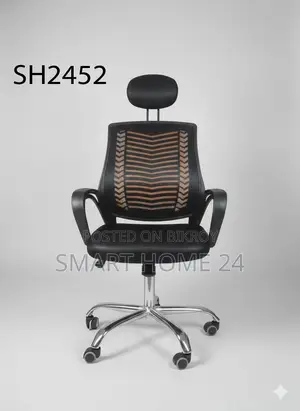 Ergonomic Mesh Office Chair – Modern Design, Comfortable Seating, and Durable Steel Base