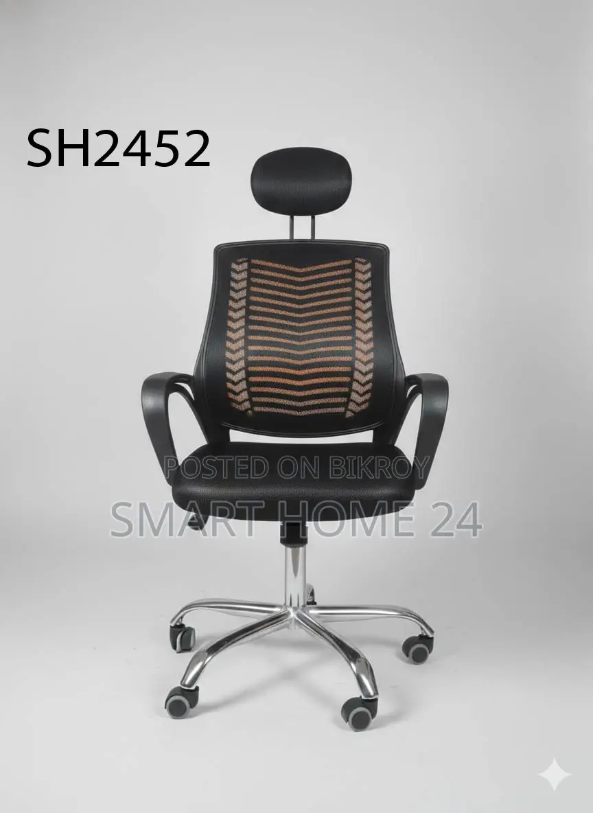 Ergonomic Mesh Office Chair – Modern Design, Comfortable Seating, and Durable Steel Base