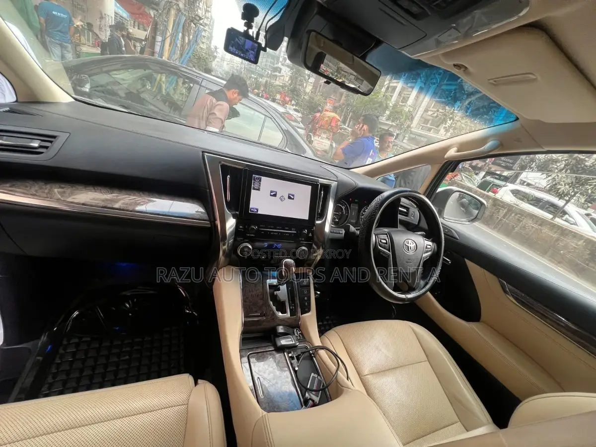 Alphard For Rent