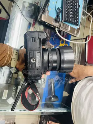 Canon 700D with 50mm/f1.8 STM Lens for Sale