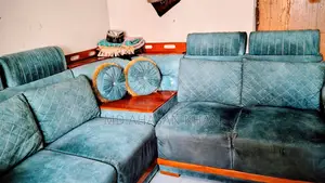 Sofa set sell