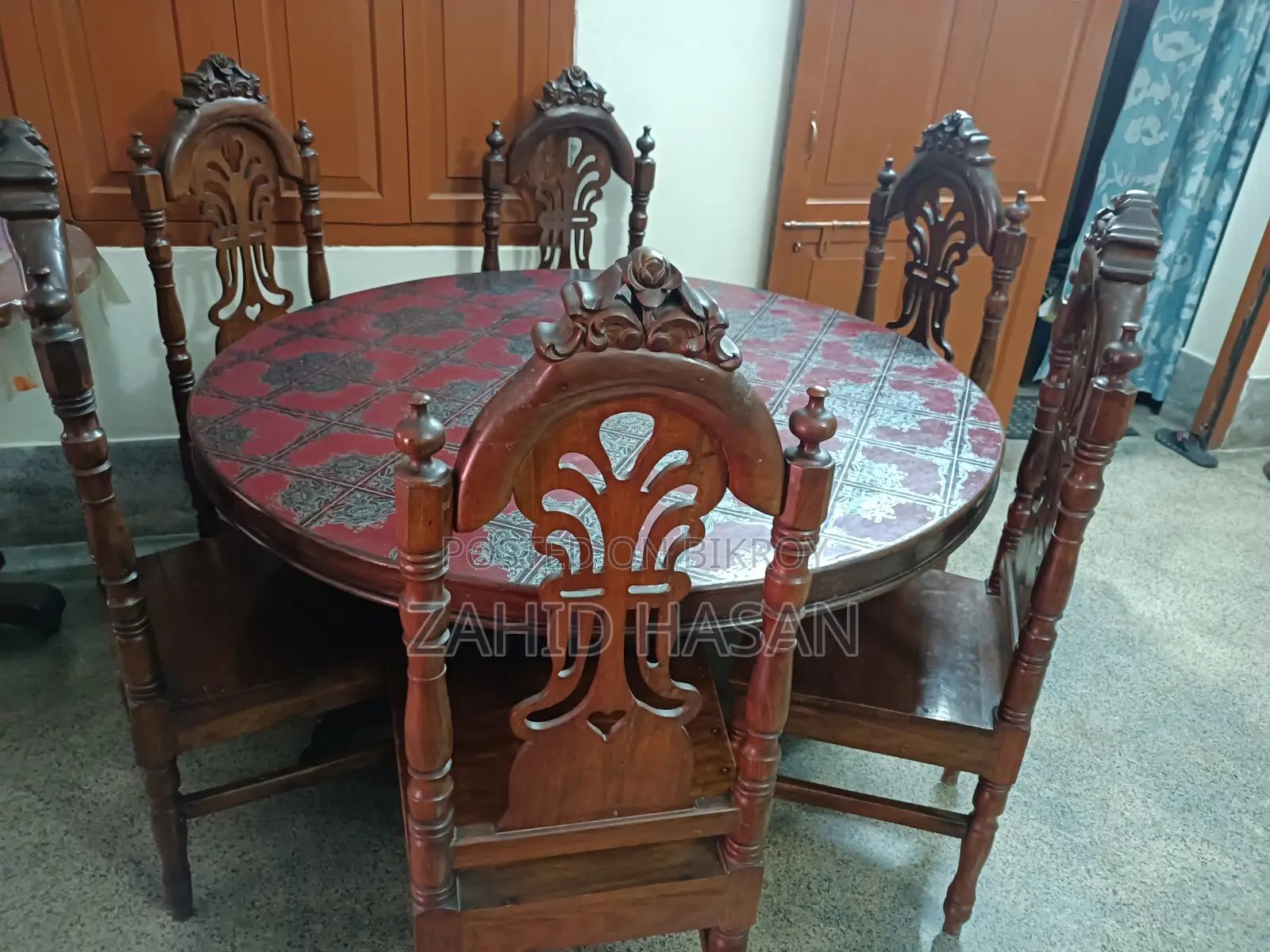 ৬ পিস ডাইনিং চেয়ার এবং টেবিল