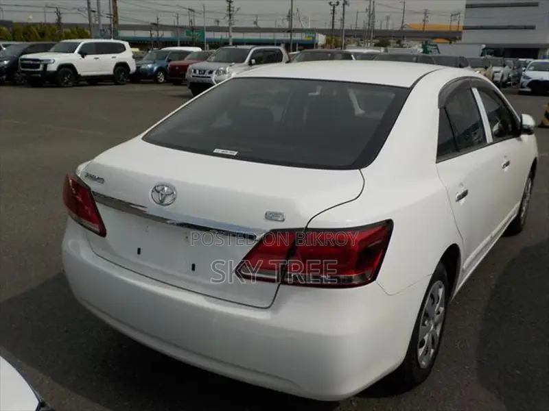 Toyota Premio F Package 2020
