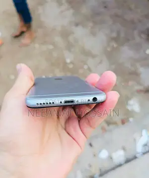 Apple iPhone 6S (Used)