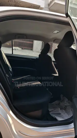 Toyota Axio EX PACKAGE HV 2020
