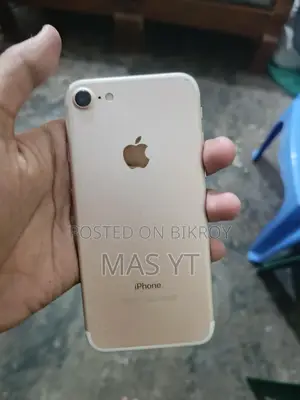 Apple iPhone 7 (Used)