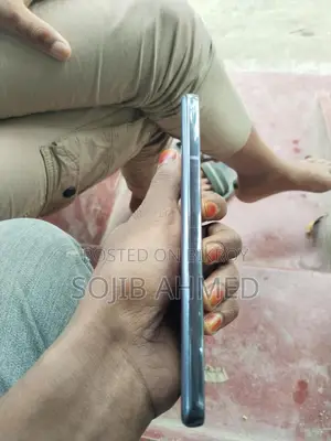 স্যামসাং গ্যালাক্সি এস২১ (ব্যবহৃত)