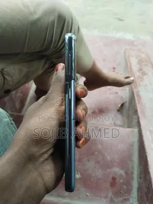 স্যামসাং গ্যালাক্সি এস২১ (ব্যবহৃত)