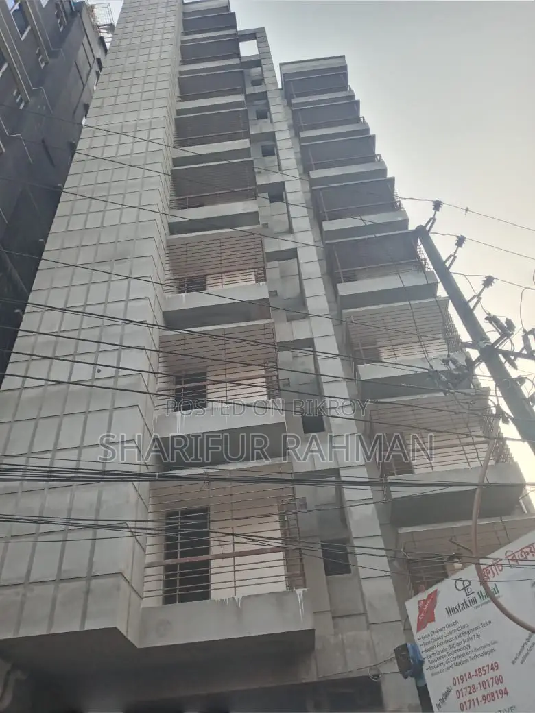 830 Sft Semi-Ready Flat for Sale at Madani Avenue, Baridhara
