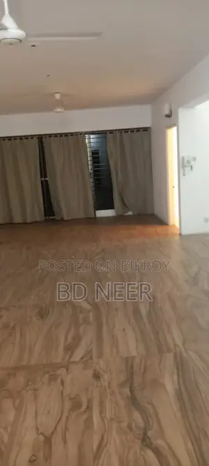 বনানীতে সুন্দর ৩ বেডরুমের ২৭০০ বর্গফুটের ফ্ল্যাট ভাড়া