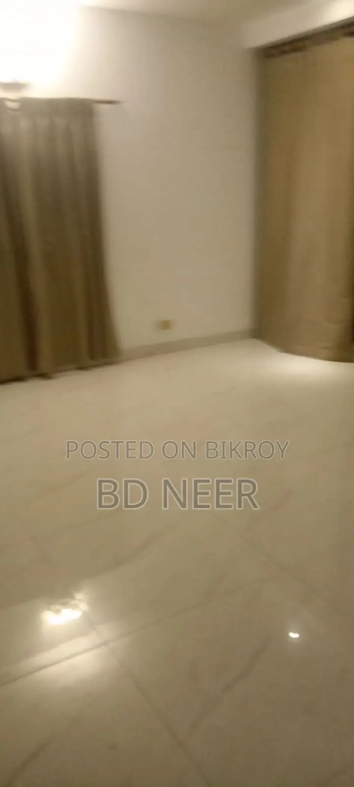 বনানীতে সুন্দর ৩ বেডরুমের ২৭০০ বর্গফুটের ফ্ল্যাট ভাড়া
