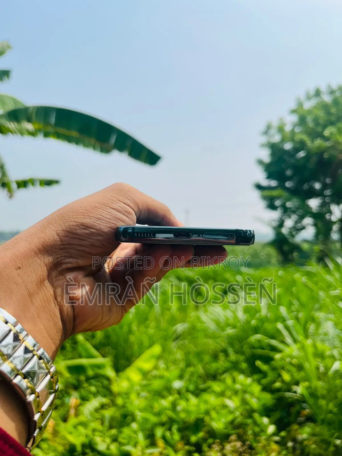 Samsung Galaxy S22 (Used)