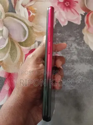 Vivo Y17 8+256 (Used)