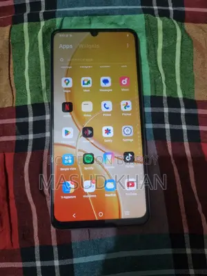 Vivo Y04 (Used)