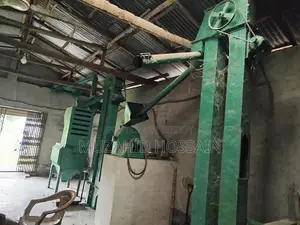 ভূট্টা মেশিন