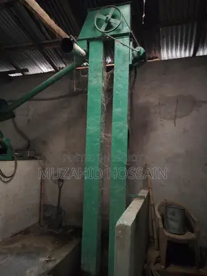 ভূট্টা মেশিন